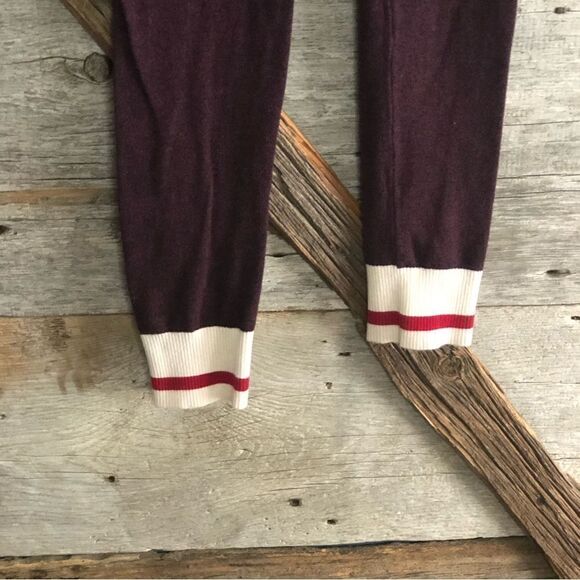 garage Size Large Burgundy Leggings With Striped Cuffs - Picture 2 of 5